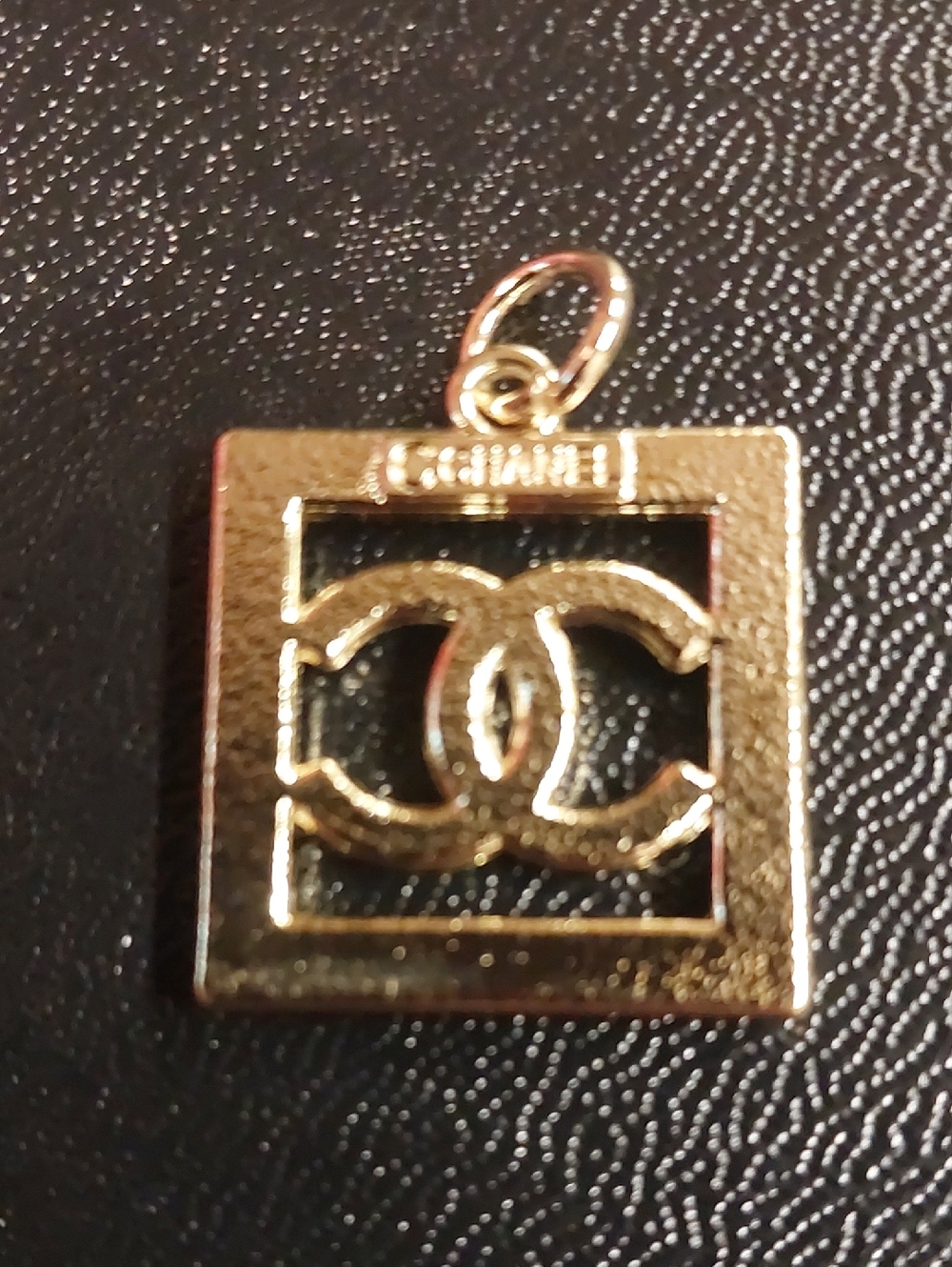 CC Gold & Black Crystal Square Charm Pendant - Picture 2 of 2